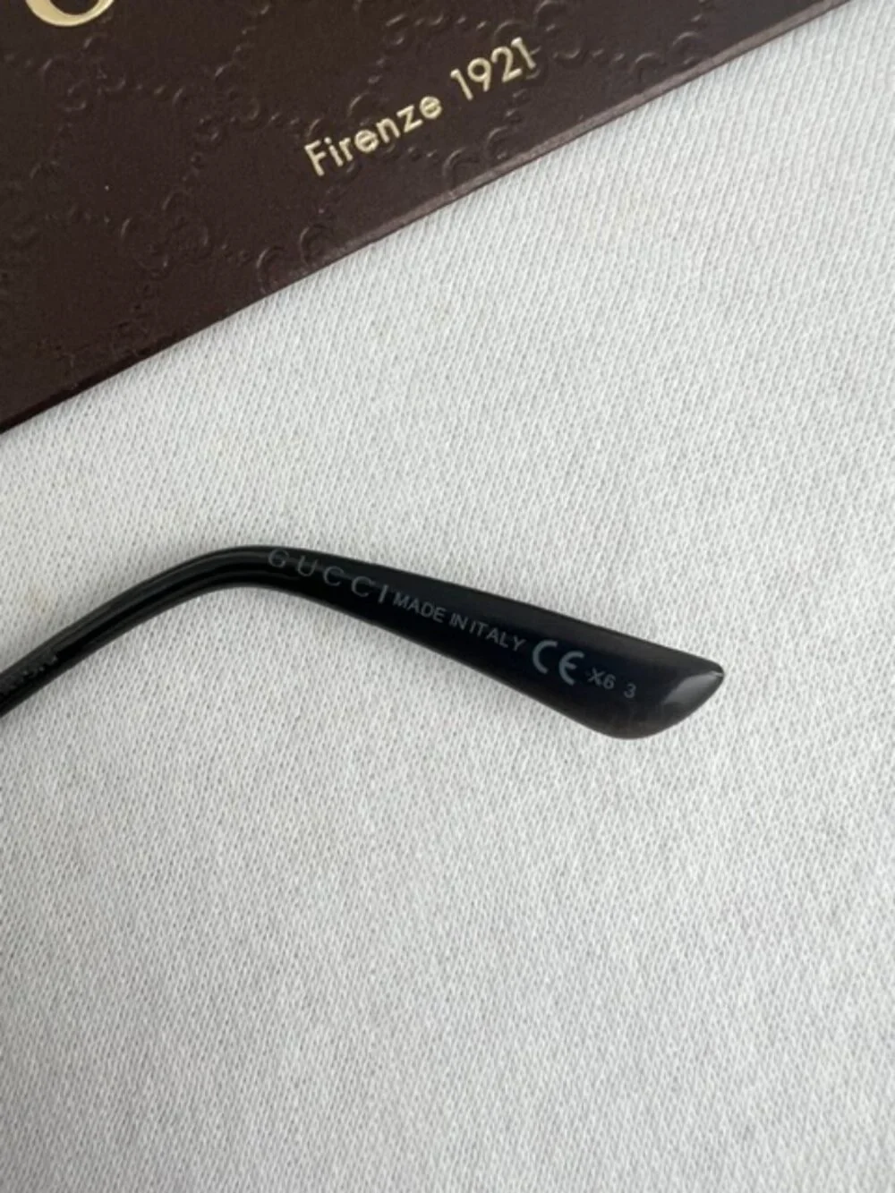 Gucci Silver Gradient Aviator Sunglasses